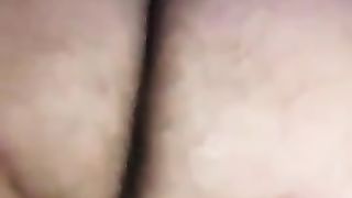 Мужик на глазах у жены грубо трахает её сестру в тугую задницу и письку